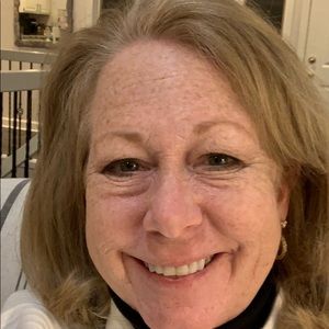 Meet your Posher, Deborah